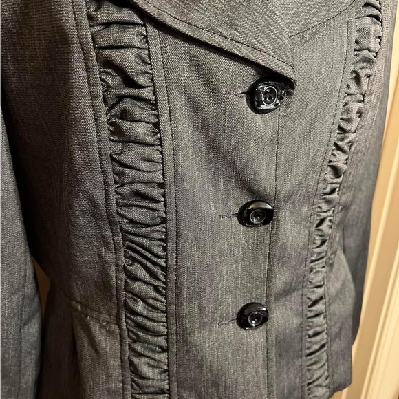 VGUC- Giorgio Sant Angelo skirt suit - Picture 4 of 10